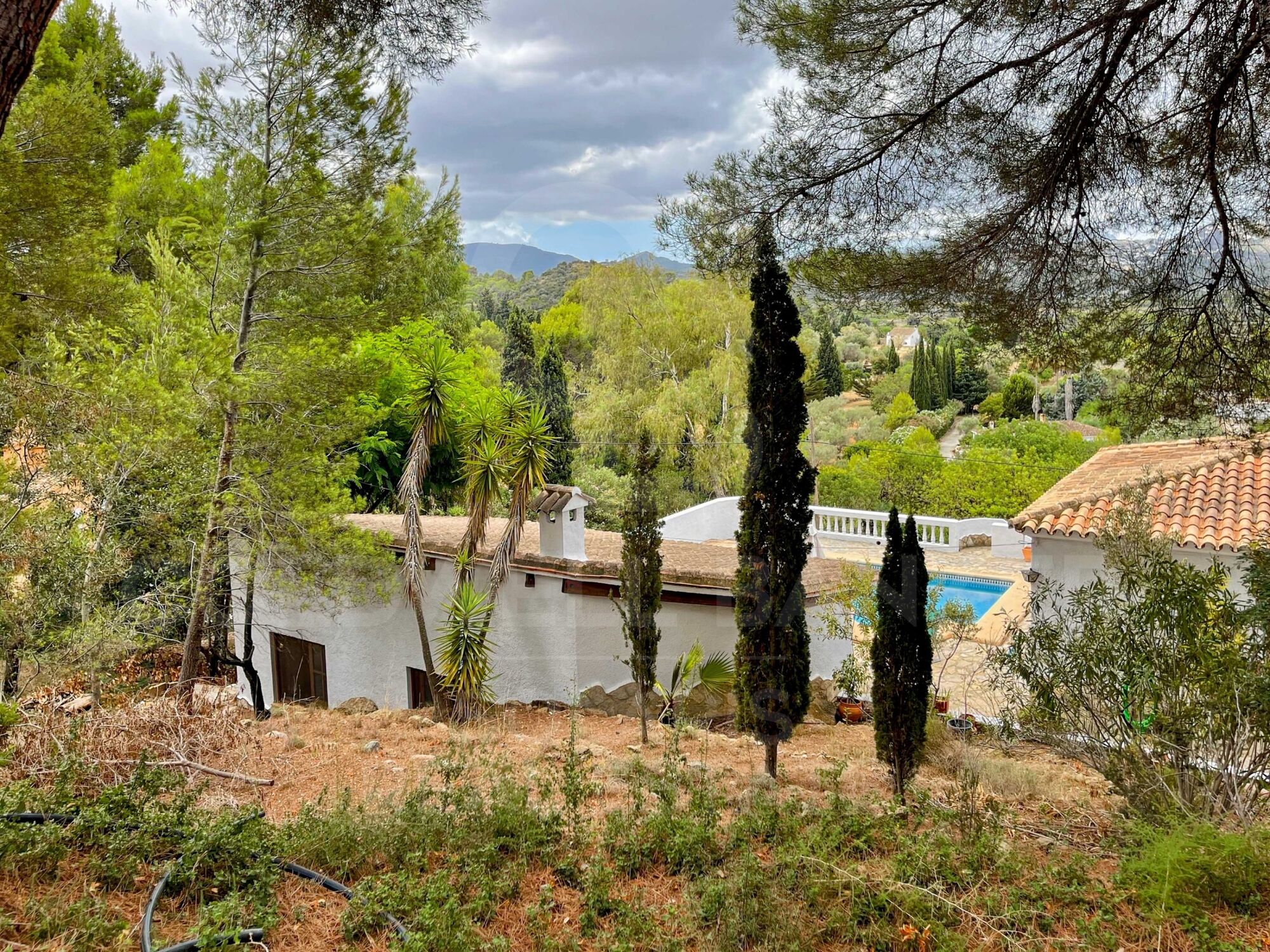 Chalet 5BR avec une vue infinie. Près du Golf Club