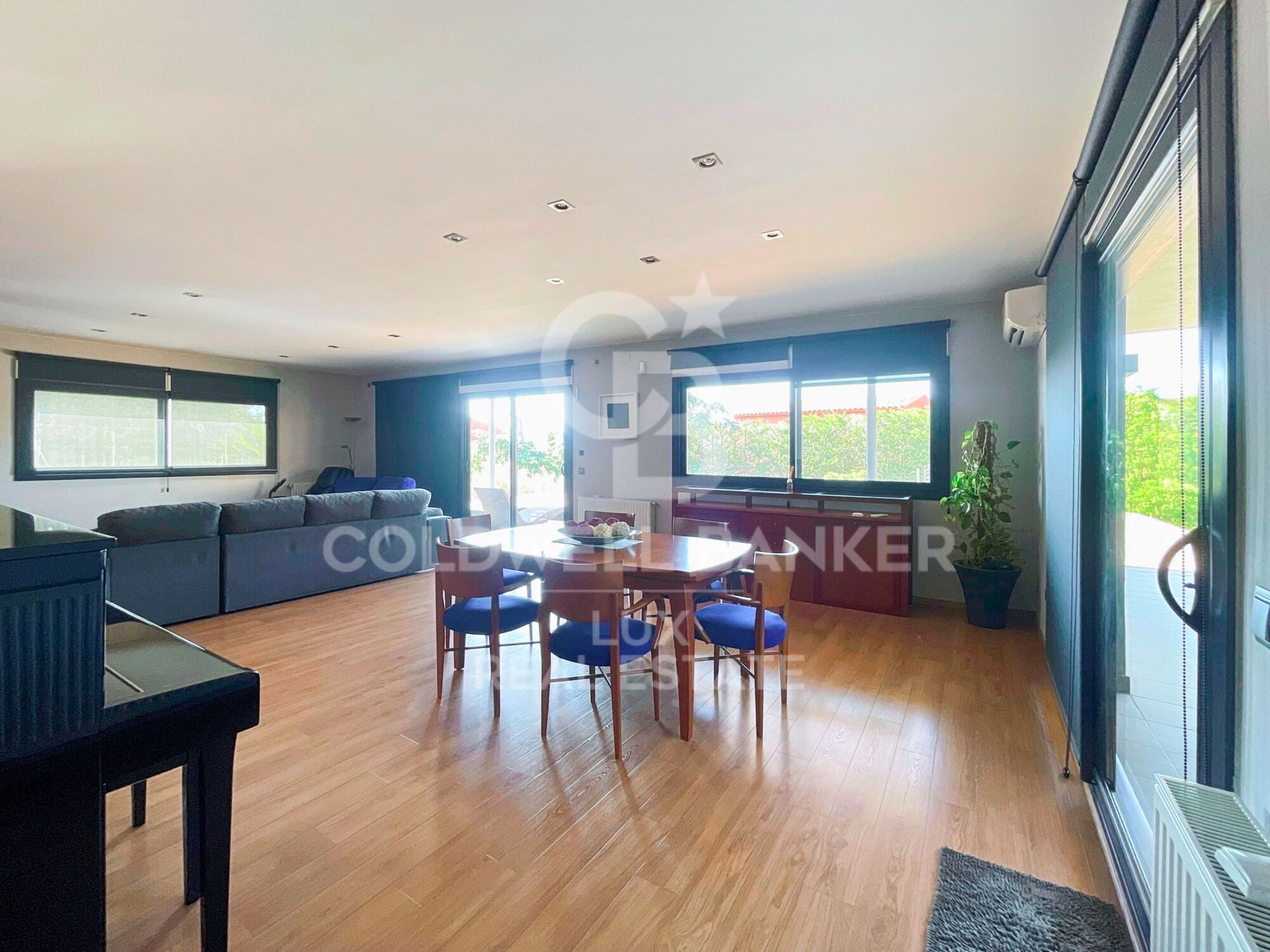 Luxury house in the Golf de Peralada with pool and garage