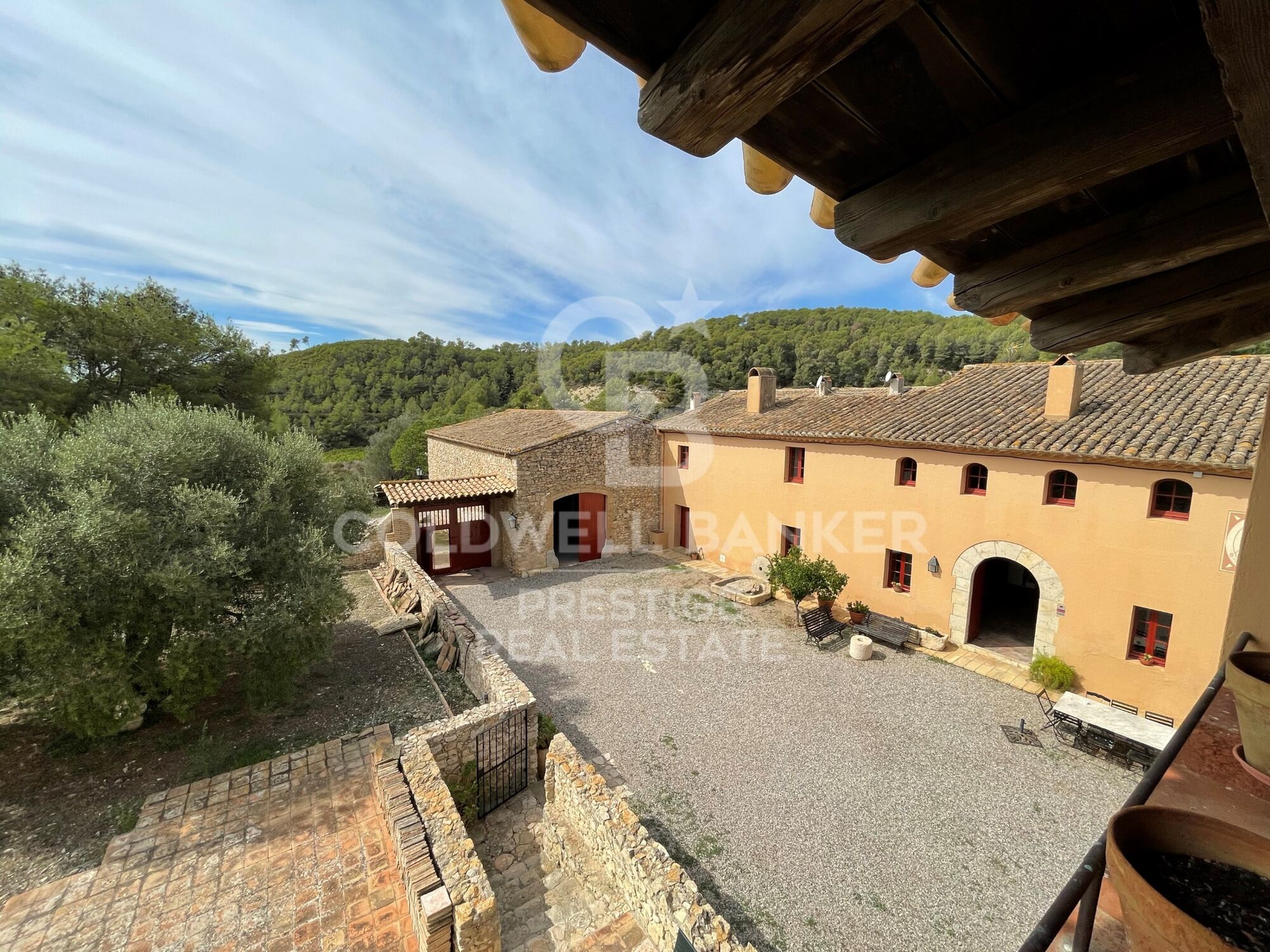Catalan country estate for sale from the 13th century near Sitges