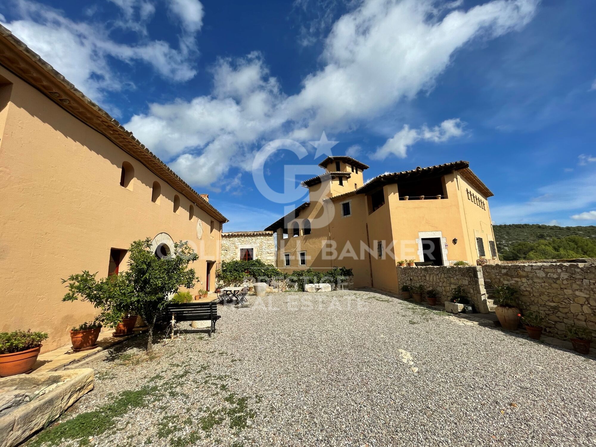 Catalan country estate for sale from the 13th century near Sitges