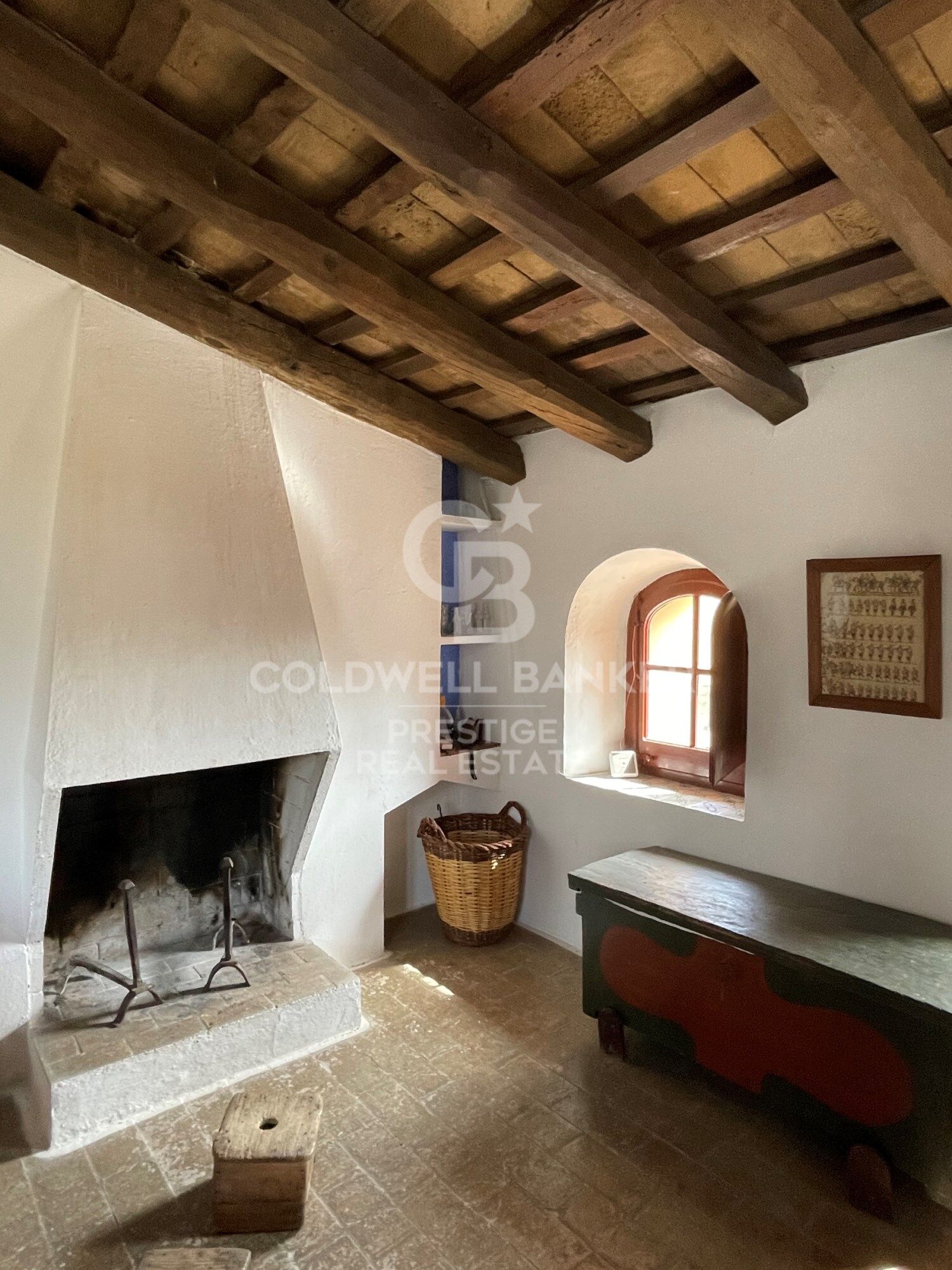 Catalan country estate for sale from the 13th century near Sitges