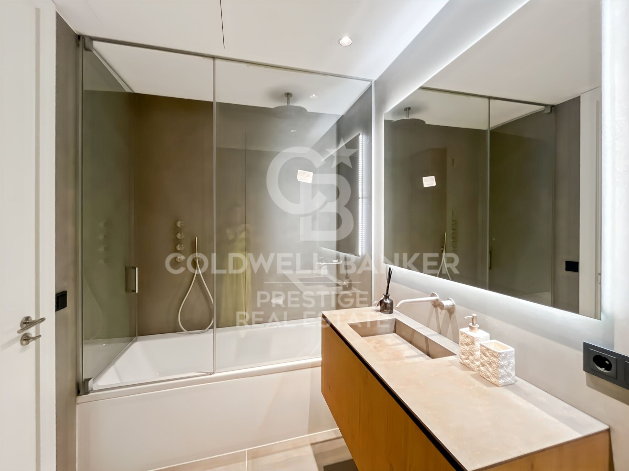 Luxury flat for sale in Passeig de Gràcia