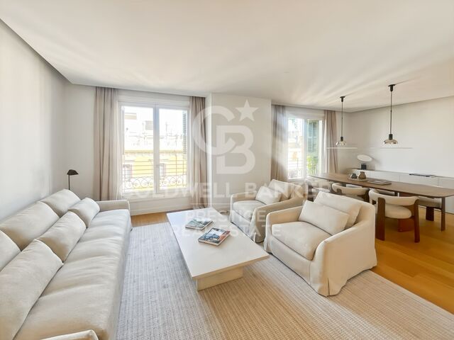 New build flat for sale in Paseo de Gracia