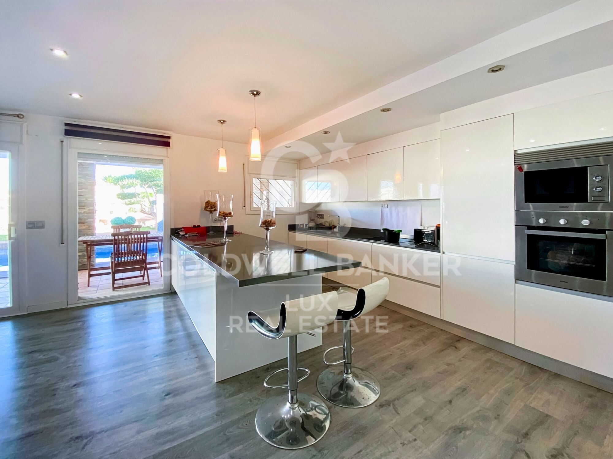 Unique luxury villa with 20m boat garage in Empuriabrava