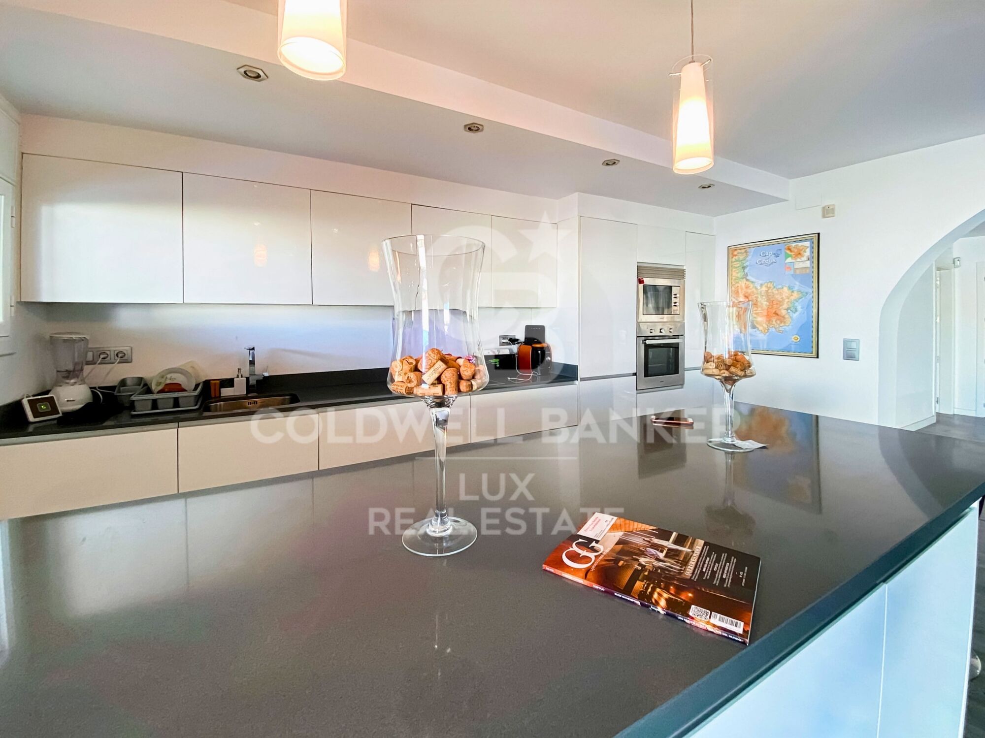 Unique luxury villa with 20m boat garage in Empuriabrava