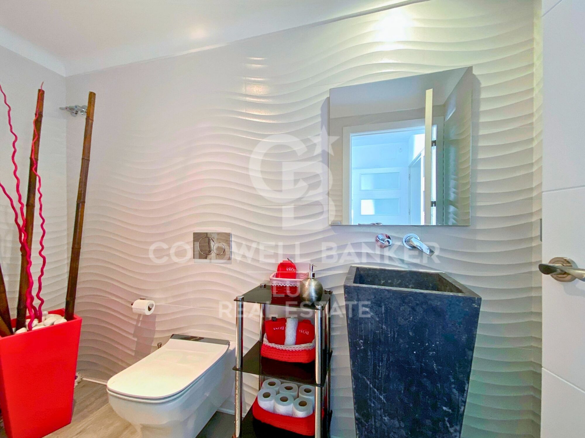 Unique luxury villa with 20m boat garage in Empuriabrava