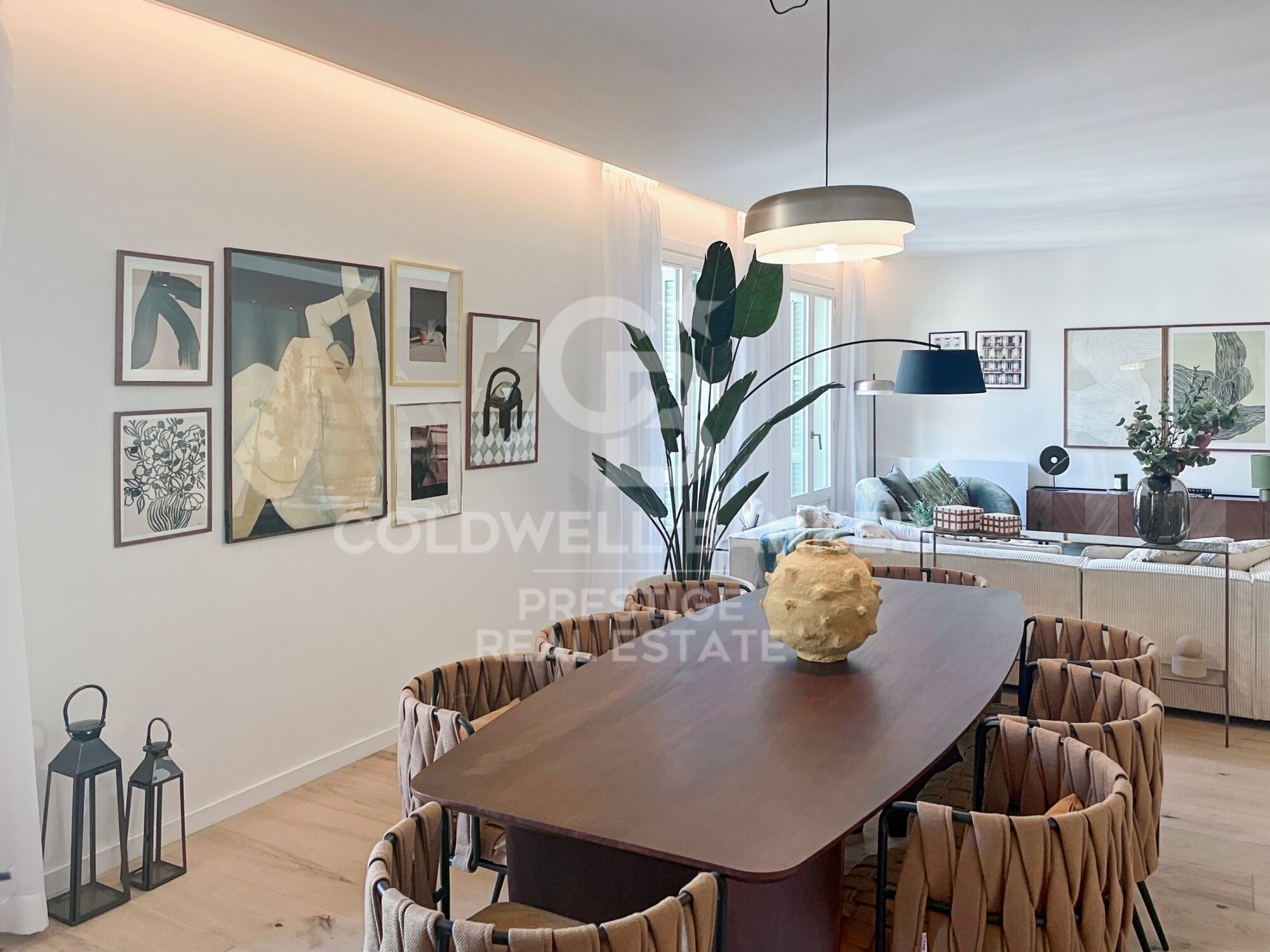 Penthouse for sale on the iconic Rambla Catalunya