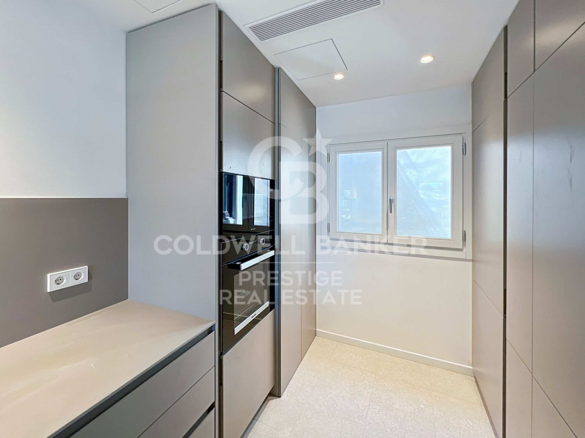 New-build penthouse for sale on Rambla Catalunya