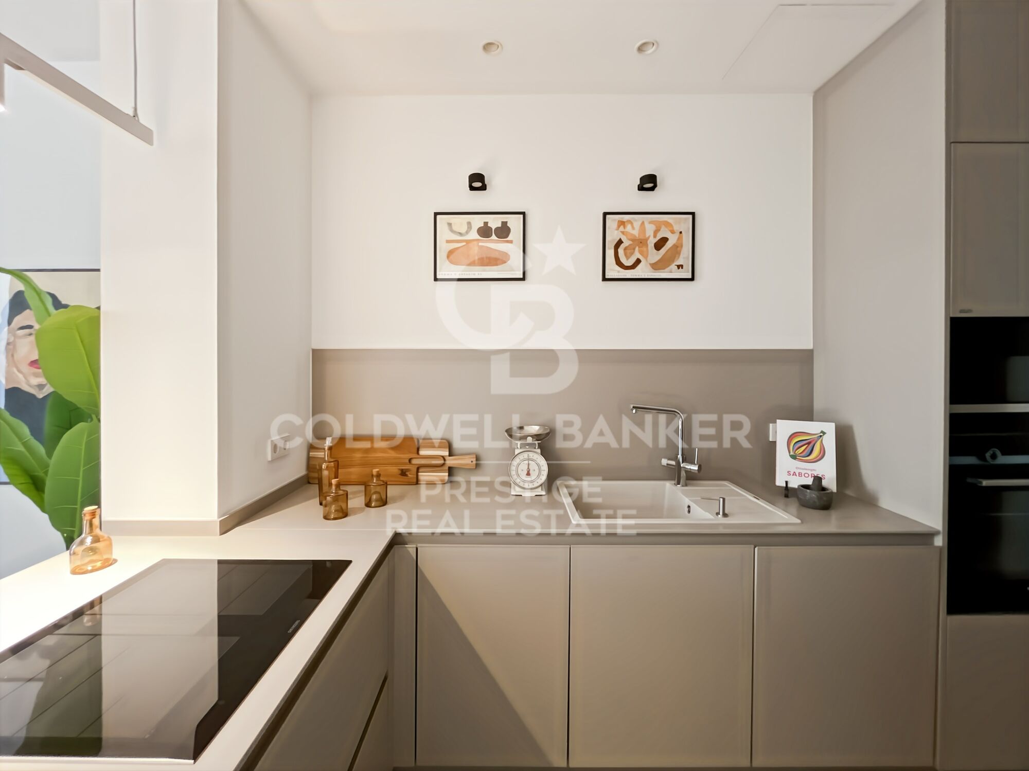 New-build flat for sale on Rambla Cataluña