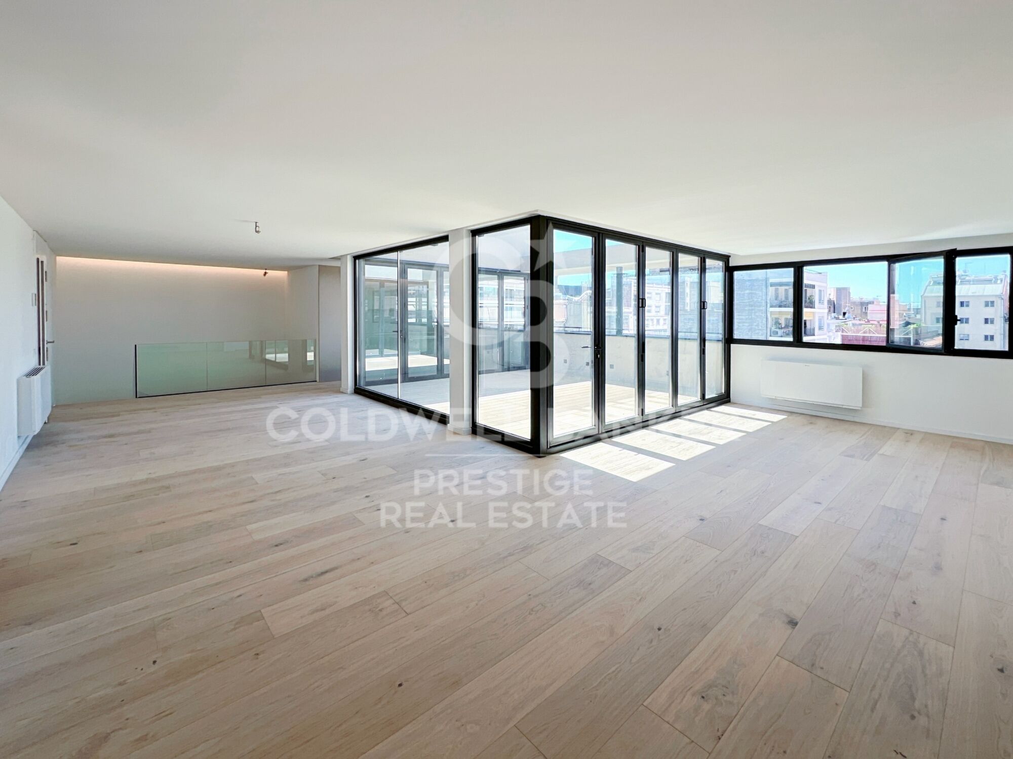 Luxury penthouse for sale on the iconic Rambla Catalunya
