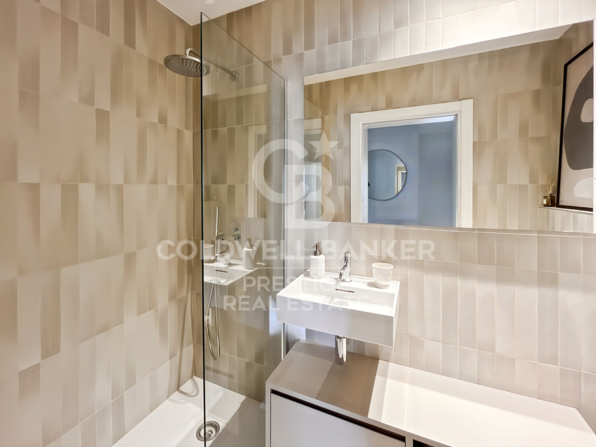 Luxury flat for sale on iconic Rambla Catalunya