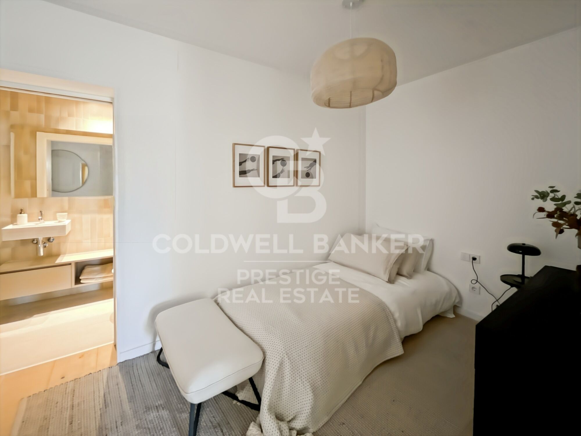 Luxury flat for sale on iconic Rambla Catalunya