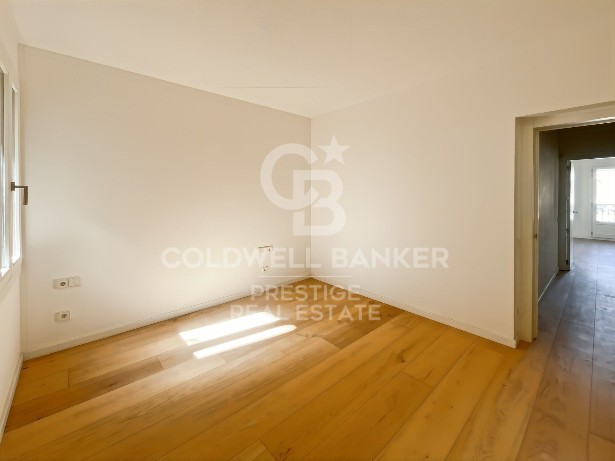 Ático duplex de obra nueva con terraza en Rambla Cataluña