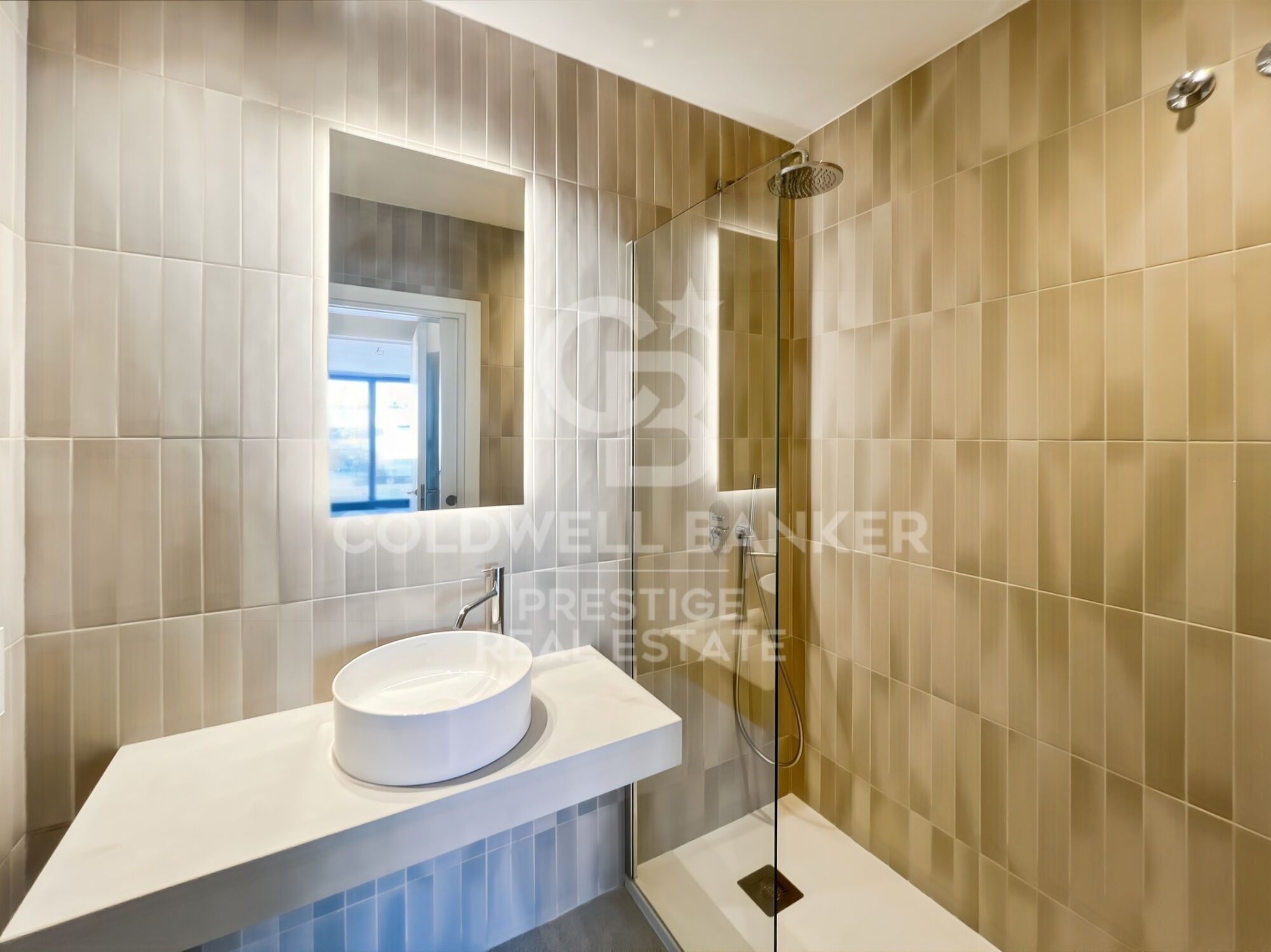 Ático duplex de obra nueva con terraza en Rambla Cataluña