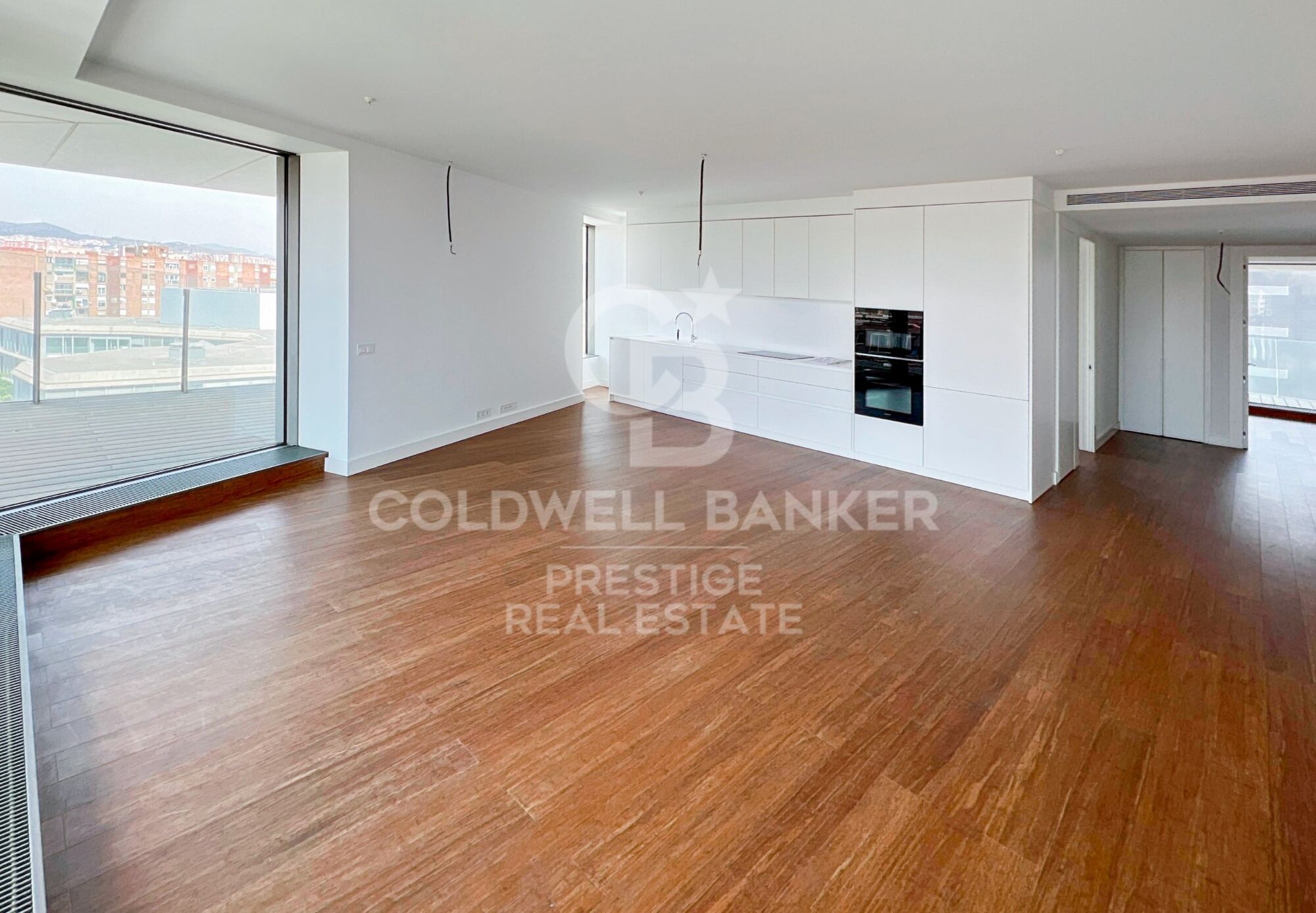 Newly built flat for sale with sea views