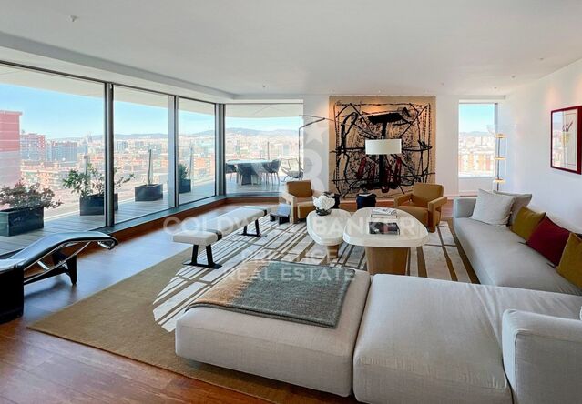 Flat for sale with large terrace in a 14th floor in Diagonal Mar