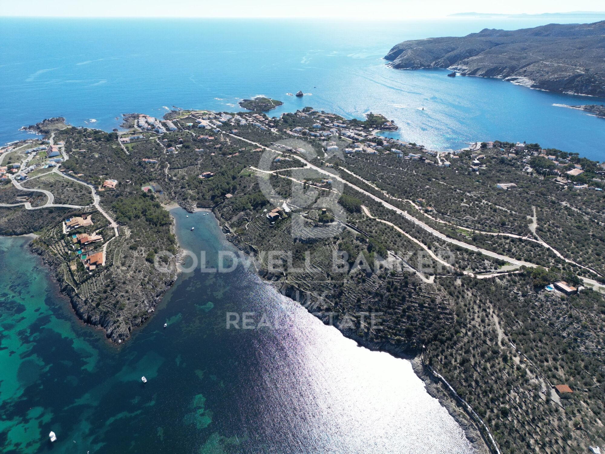 En constrcucción! Villa en parcela de 800 m2 en Caials-Cadaqués, Costa Brava