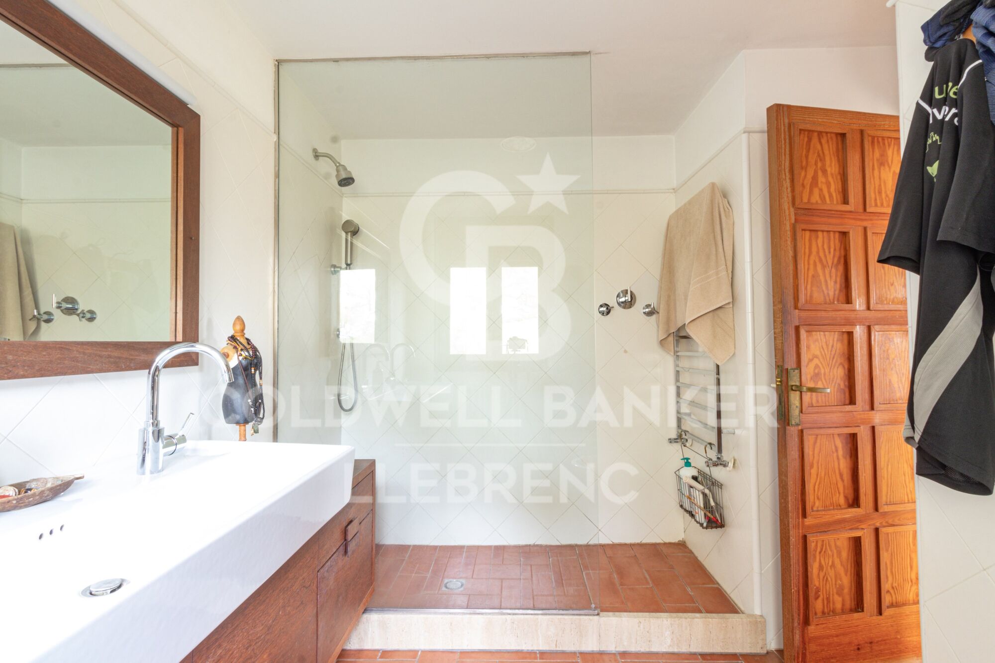 Beautiful house for sale in Vallvidrera with garden and pool