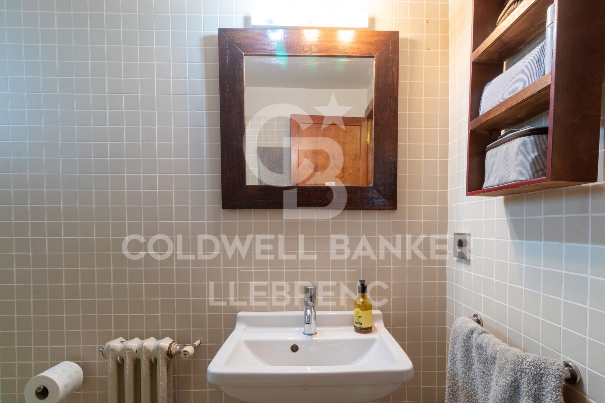 Beautiful house for sale in Vallvidrera with garden and pool