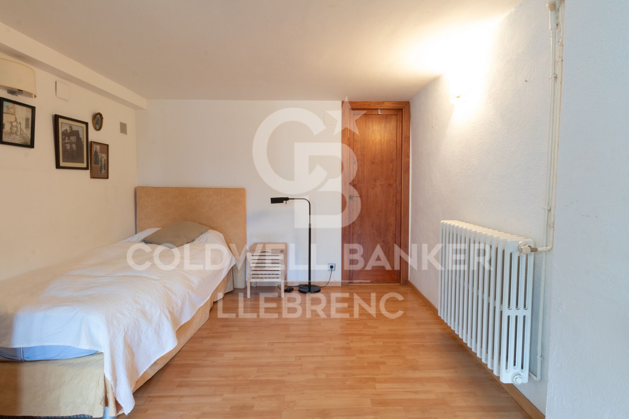 Beautiful house for sale in Vallvidrera with garden and pool