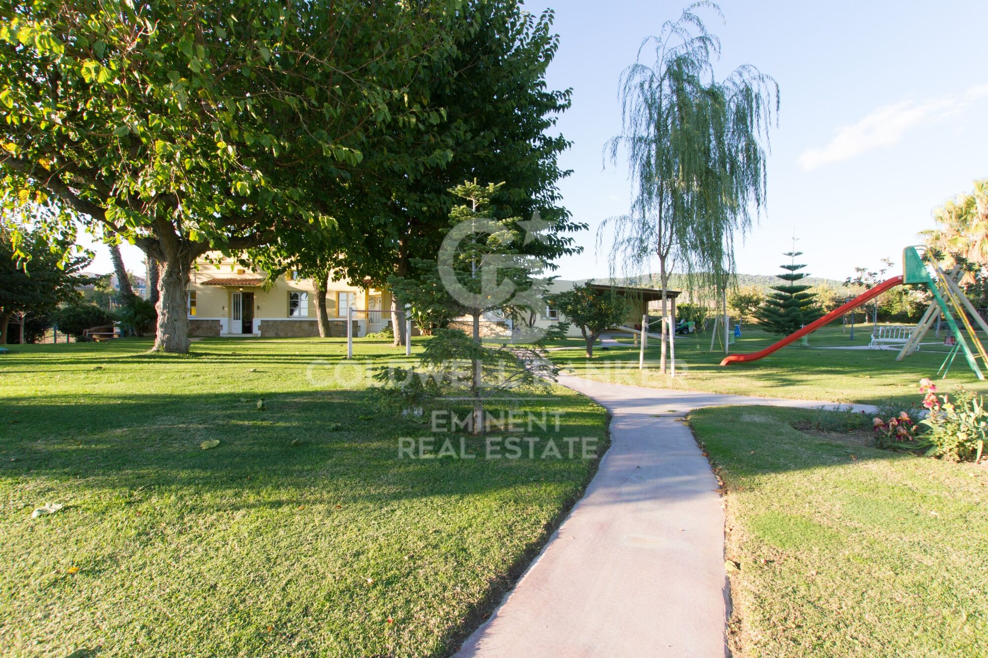 Country house with panoramic sea views in Mataró