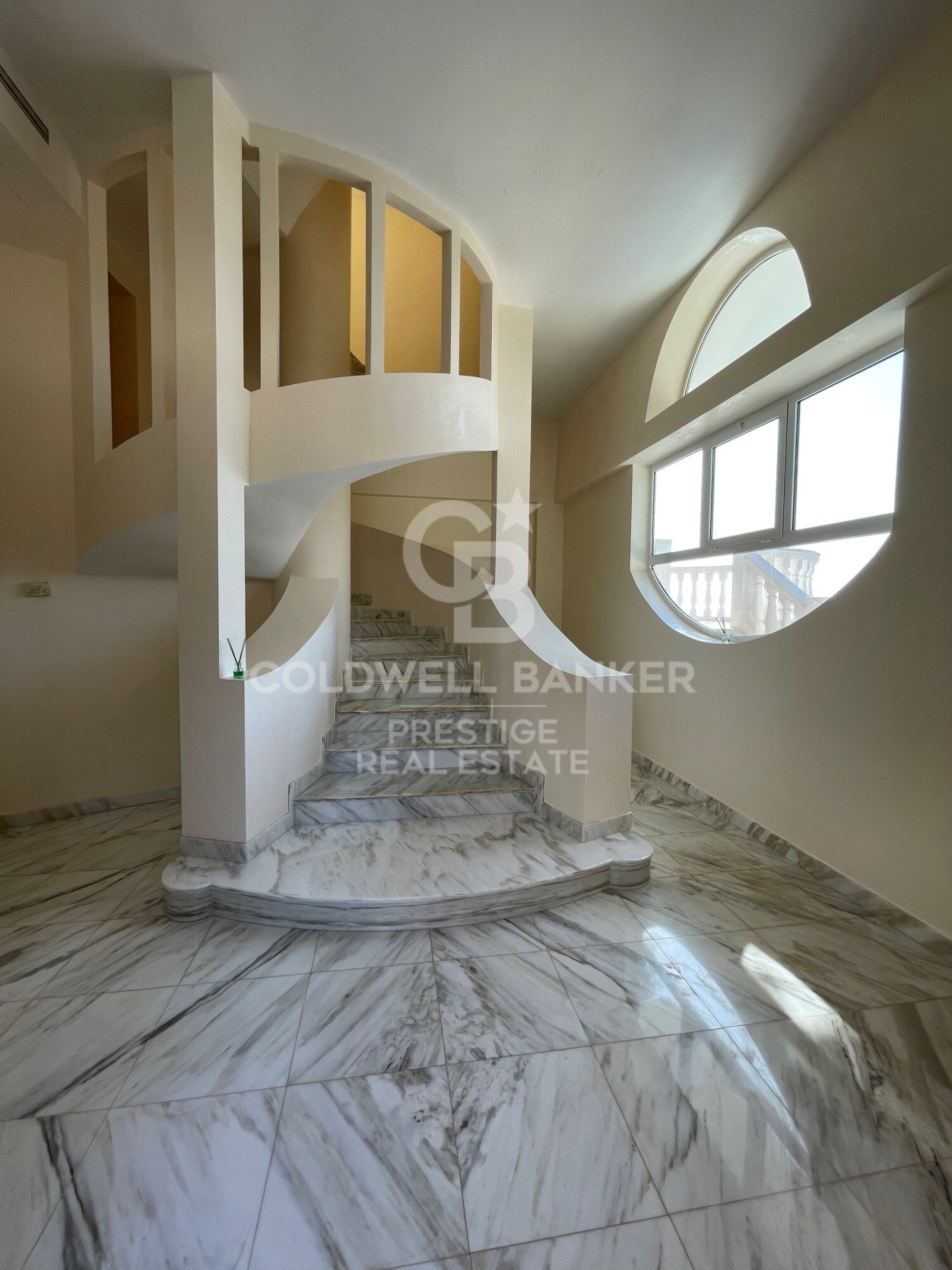 Elegant villa for sale with swimming pool and panoramic views in Lloret de Mar