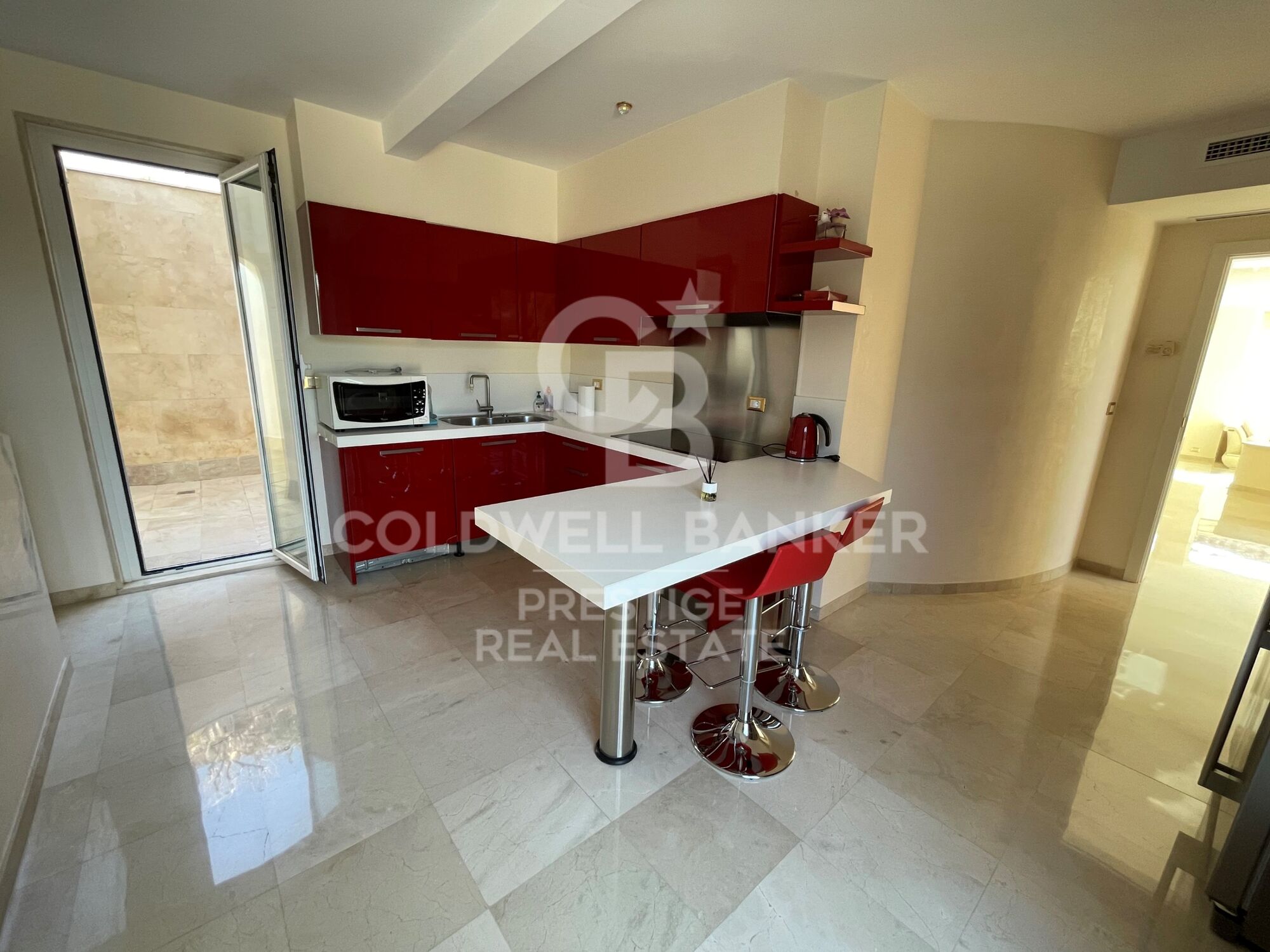 Elegant villa for sale with swimming pool and panoramic views in Lloret de Mar