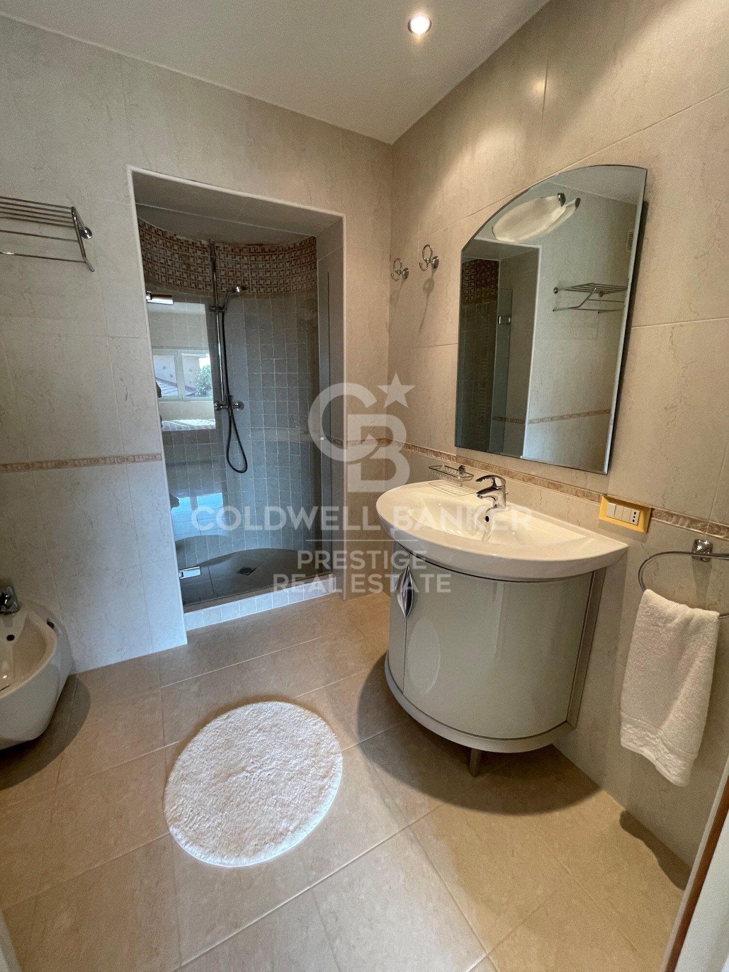 Elegant villa for sale with swimming pool and panoramic views in Lloret de Mar