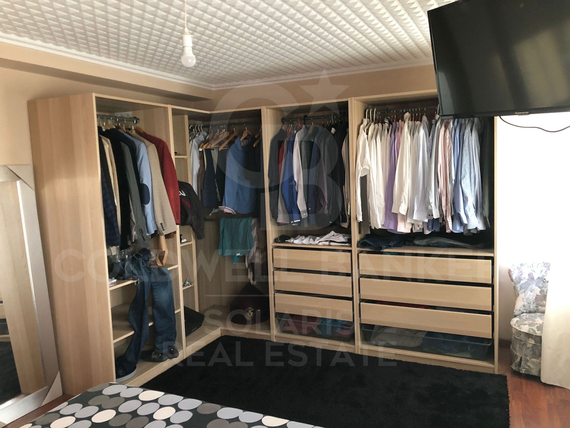 5 bedroom flat with sea views on Avenida Juan Carlos I