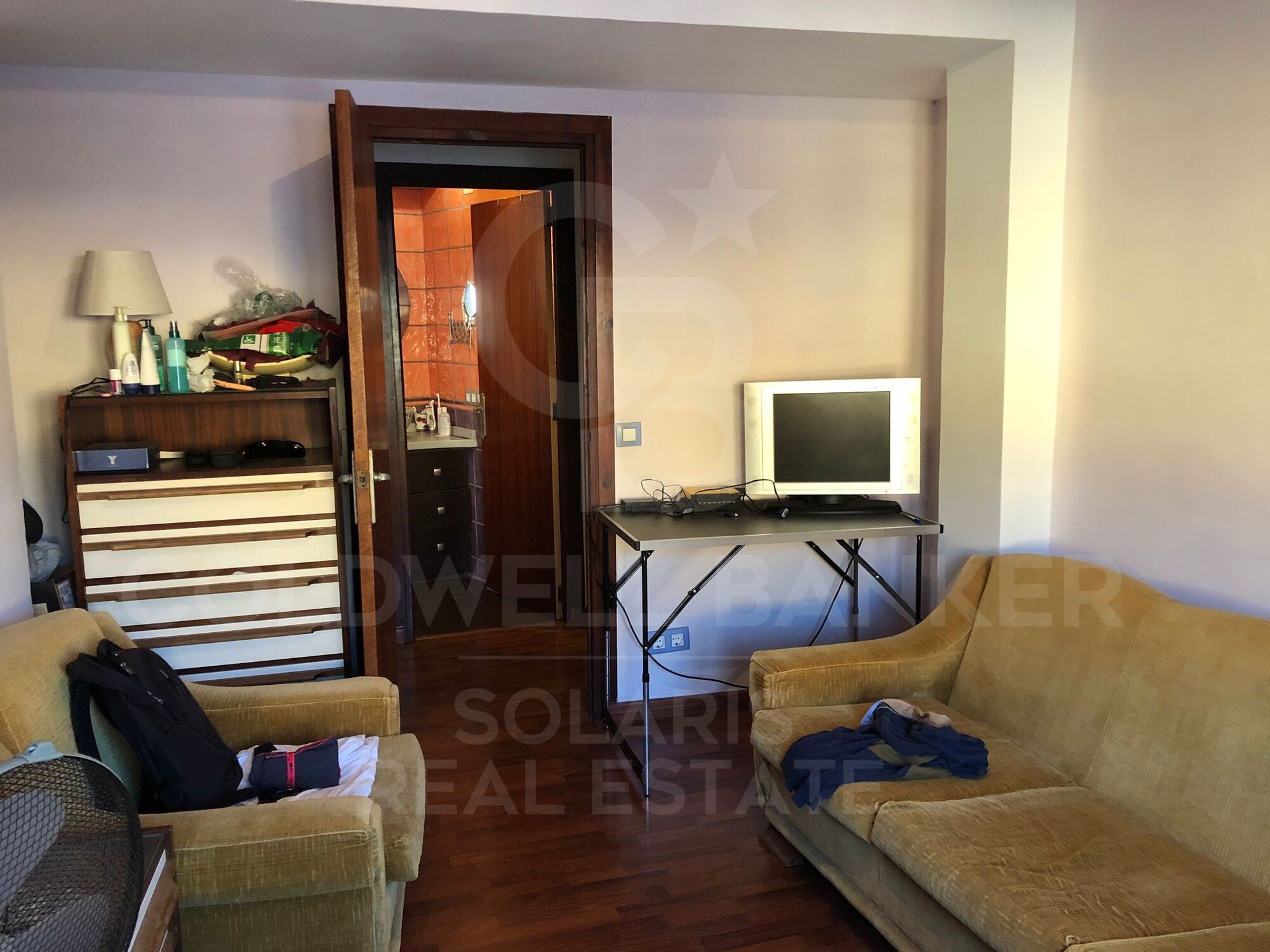 5 bedroom flat with sea views on Avenida Juan Carlos I