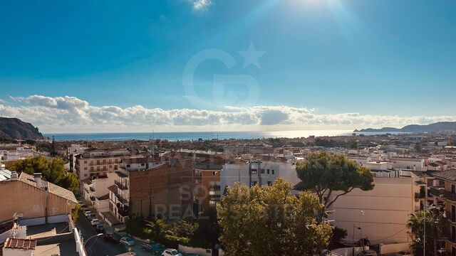 5-Zimmer-Wohnung mit Meerblick an der Avenida Juan Carlos I