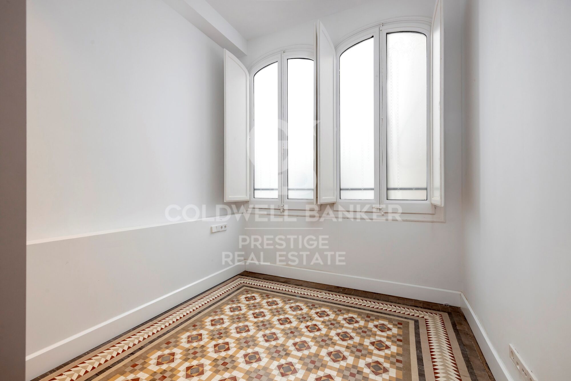 Piso reformado en venta en el Eixample Derecho