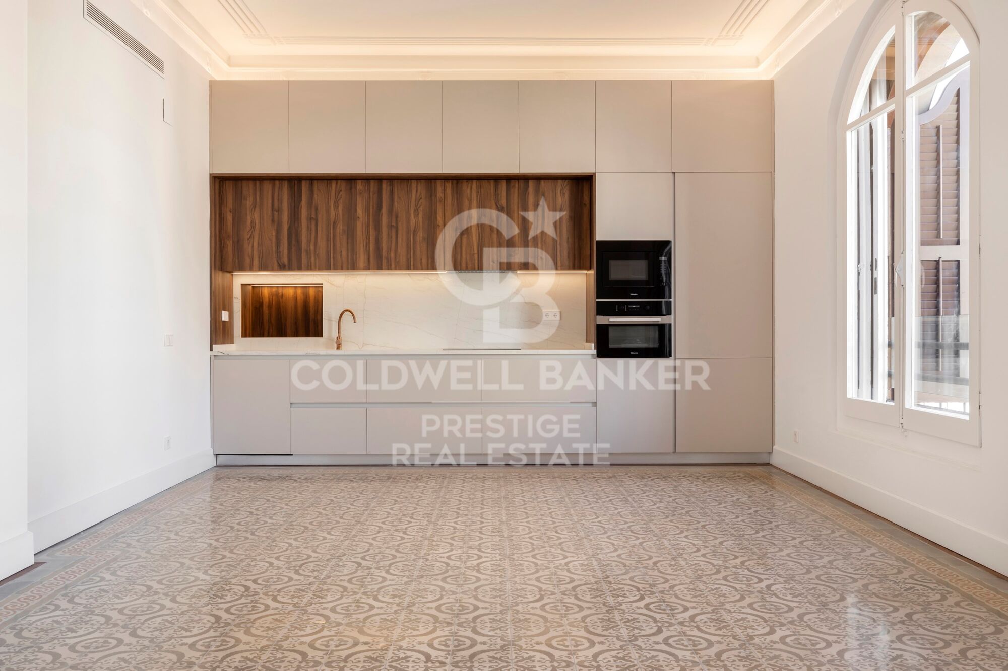 Piso reformado en venta en el Eixample Derecho