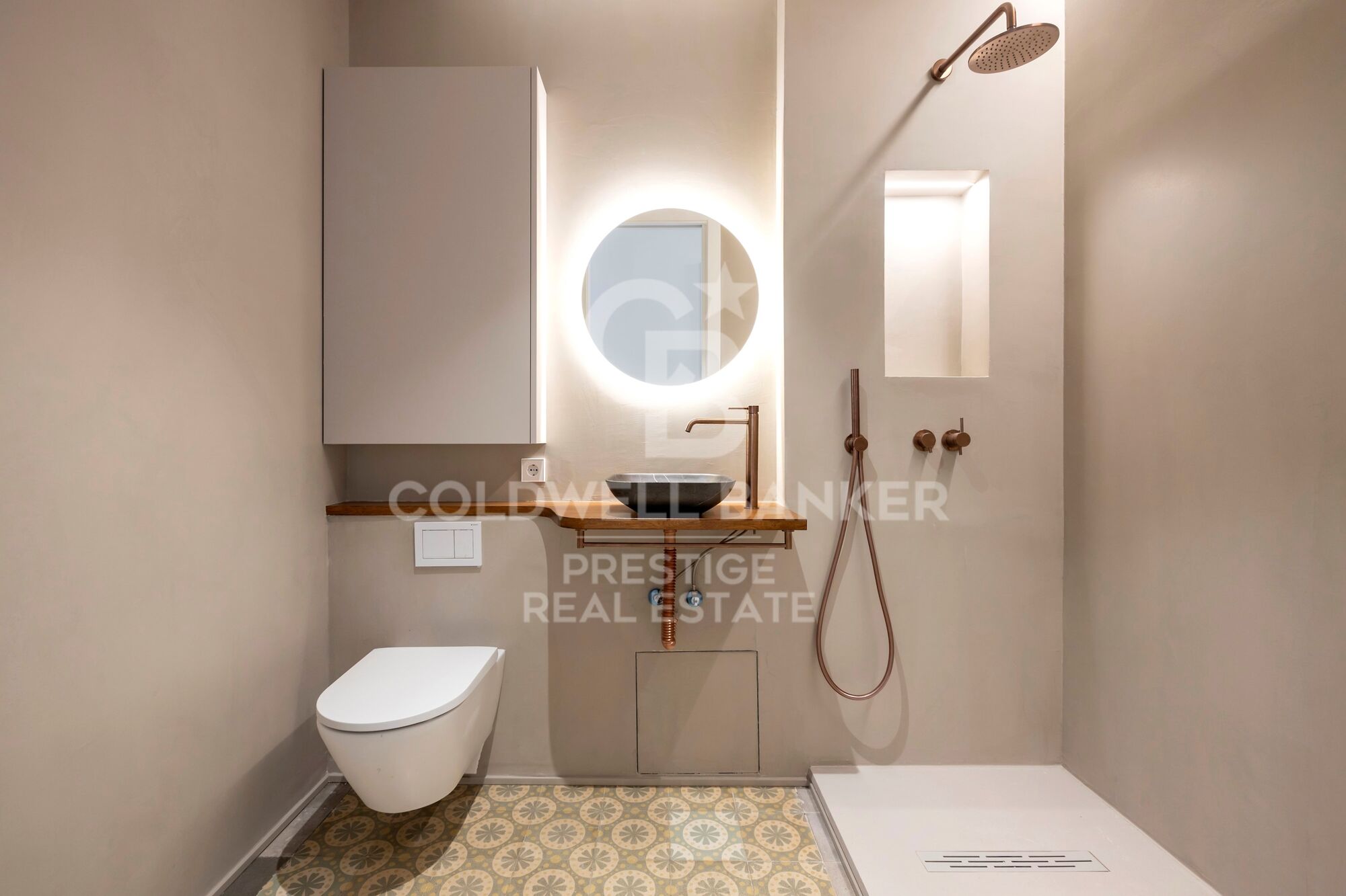 Piso reformado en venta en el Eixample Derecho