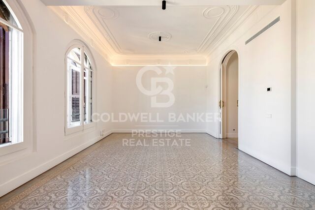 Piso reformado en venta en el Eixample Derecho