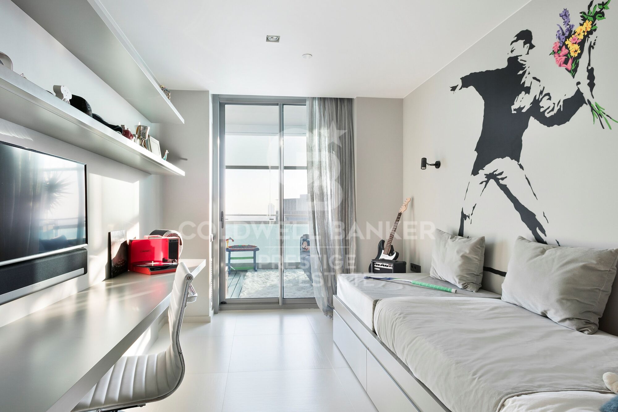 Beachfront penthouse for sale