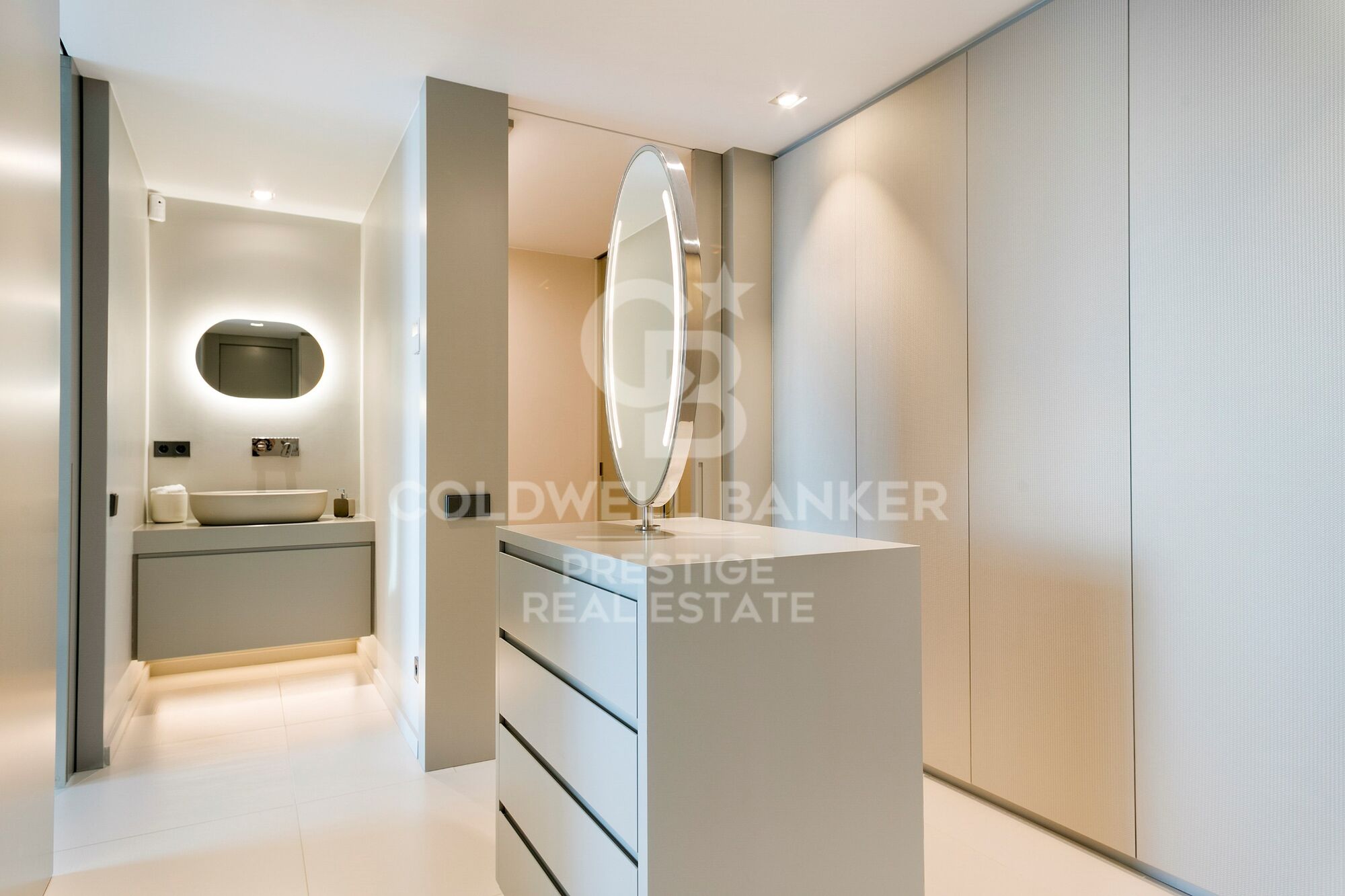 En venta penthouse frente al mar