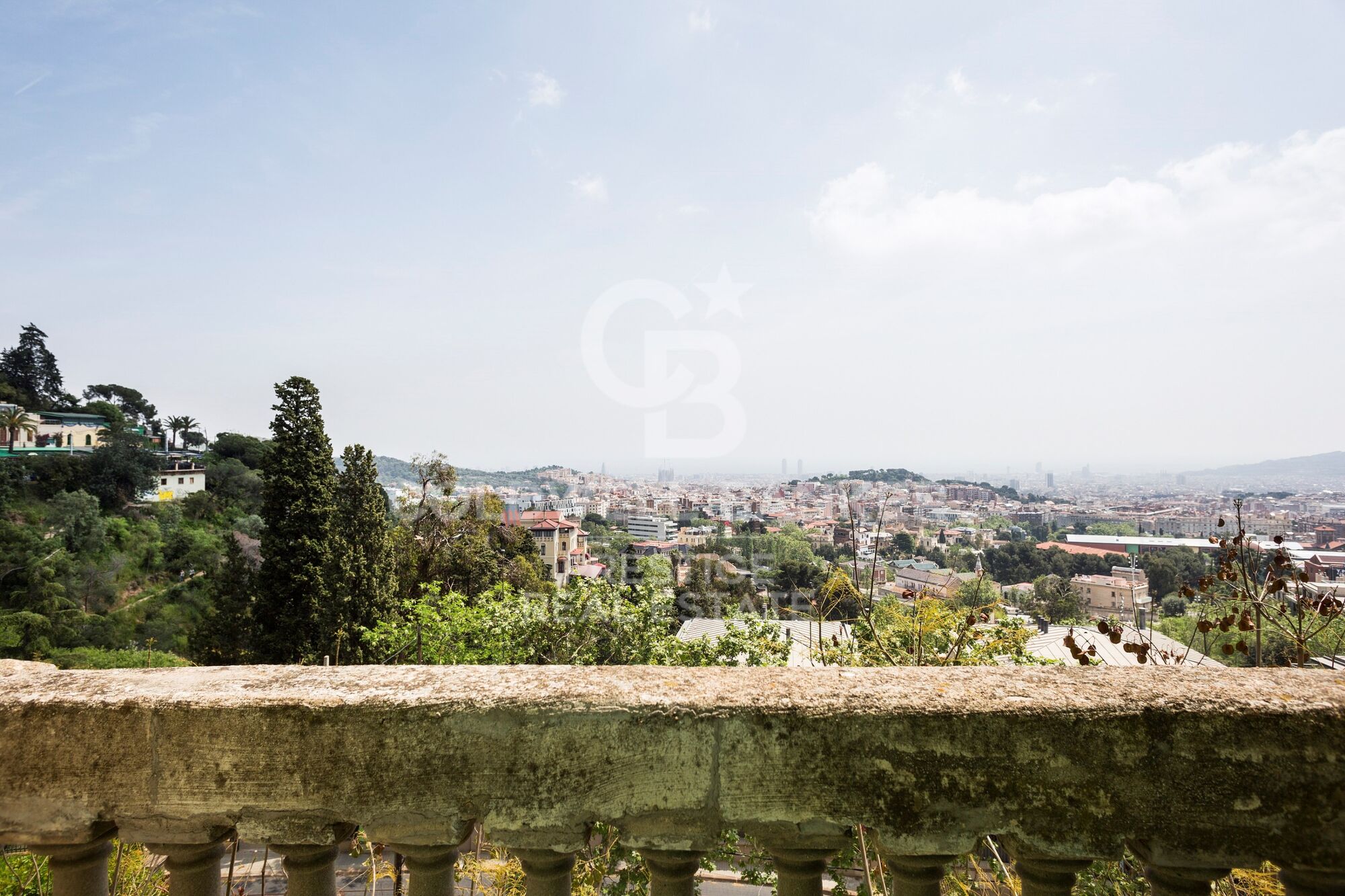 Art Nouveau mansion for sale in Tibidabo