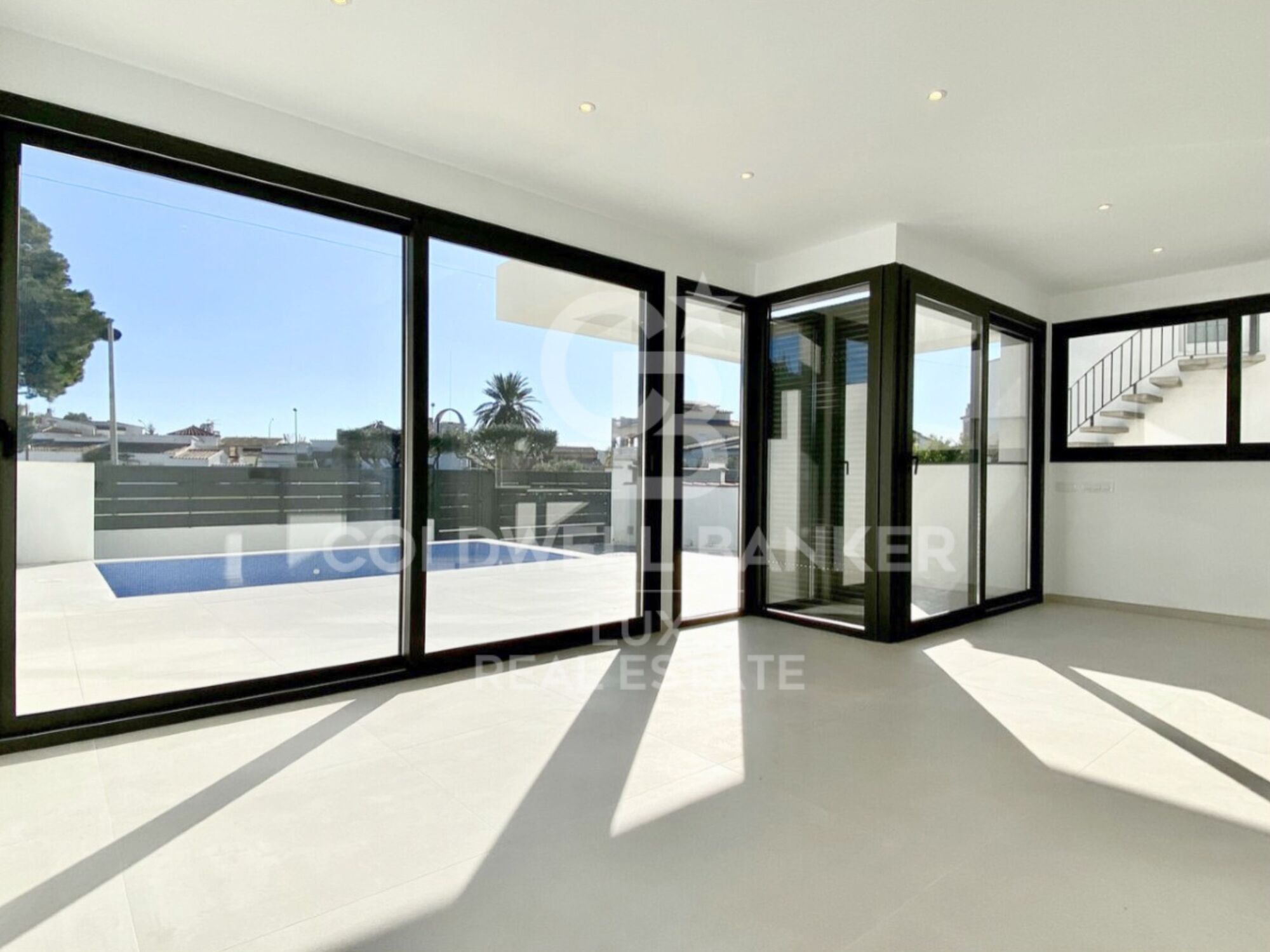 Semi-detached house in Empuriabrava - New developments
