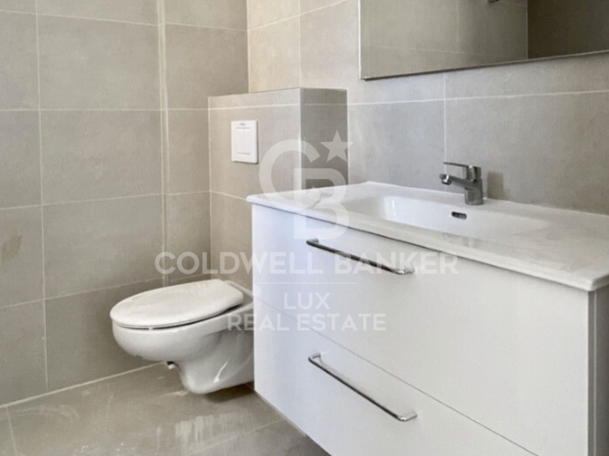 Newly built house with swimming pool in Empuriabrava