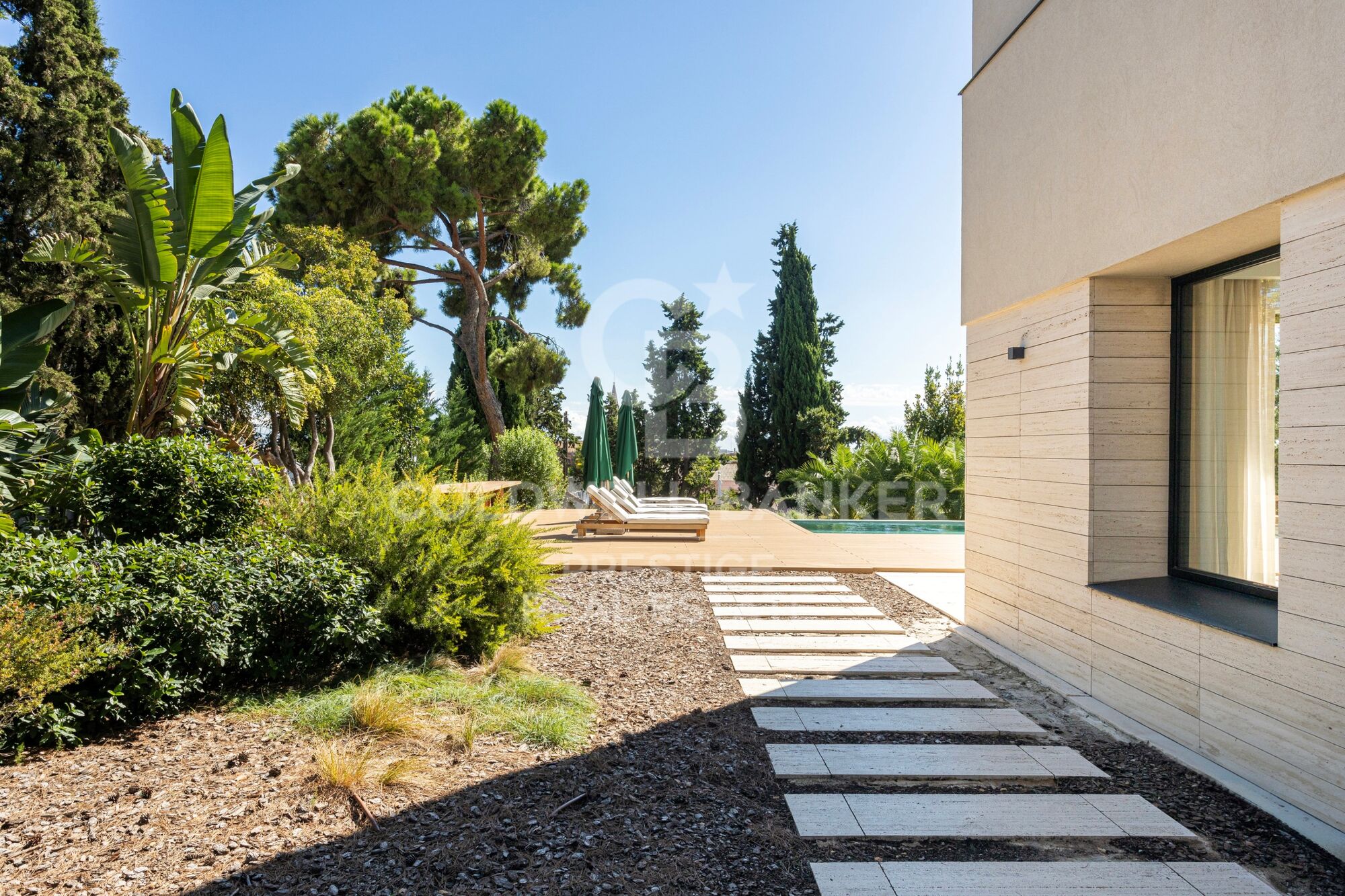 Casa de lujo en venta con jardín en Sant Gervasi, Barcelona