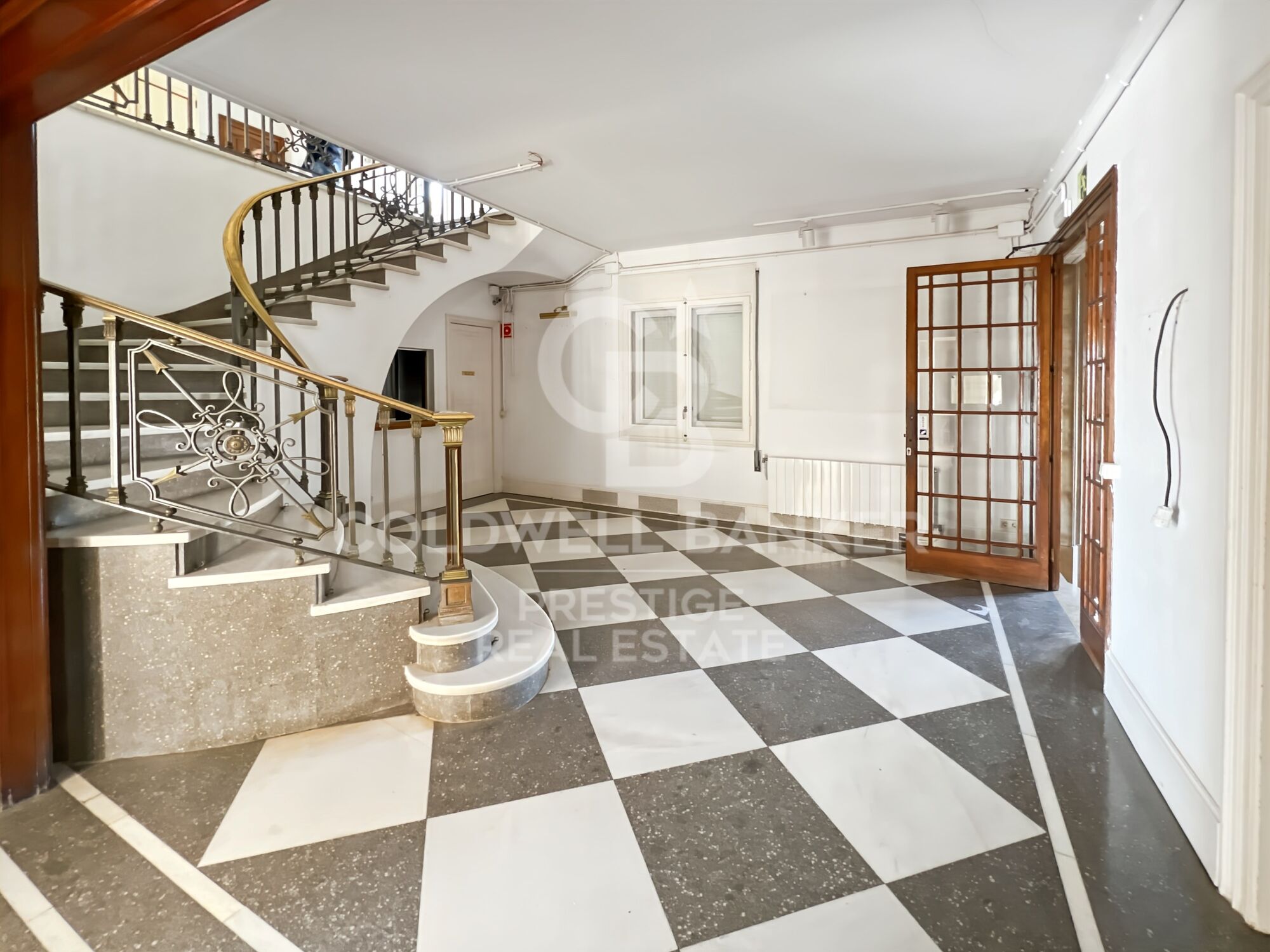 Representative office to sell or rent