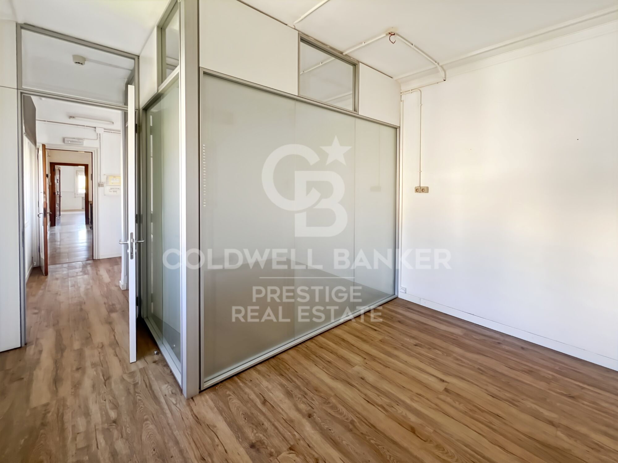 Representative office to sell or rent