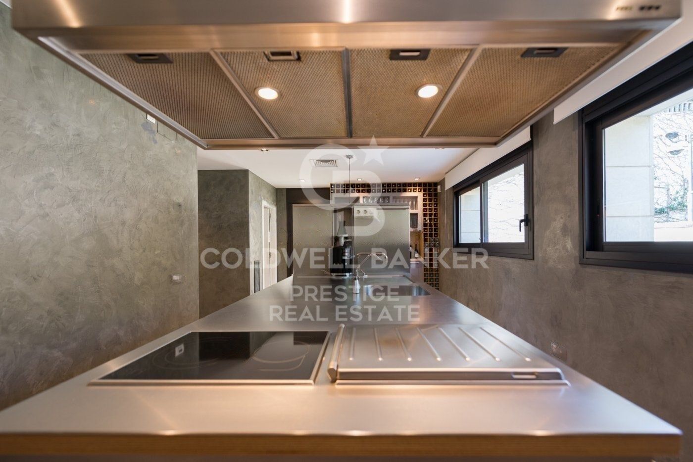 Exclusive house with garden and swimming pool for rent in Pedralbes