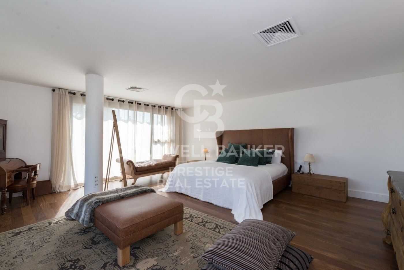 Exclusive house with garden and swimming pool for rent in Pedralbes
