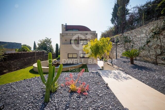 Exclusiva casa en alquiler con jardín y piscina en Pedralbes