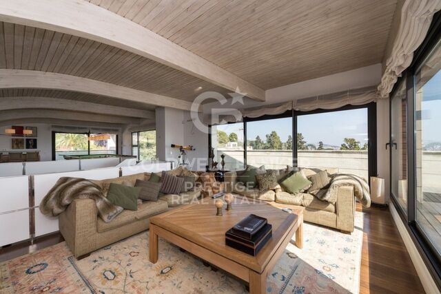 Exclusiva casa en alquiler con jardín y piscina en Pedralbes
