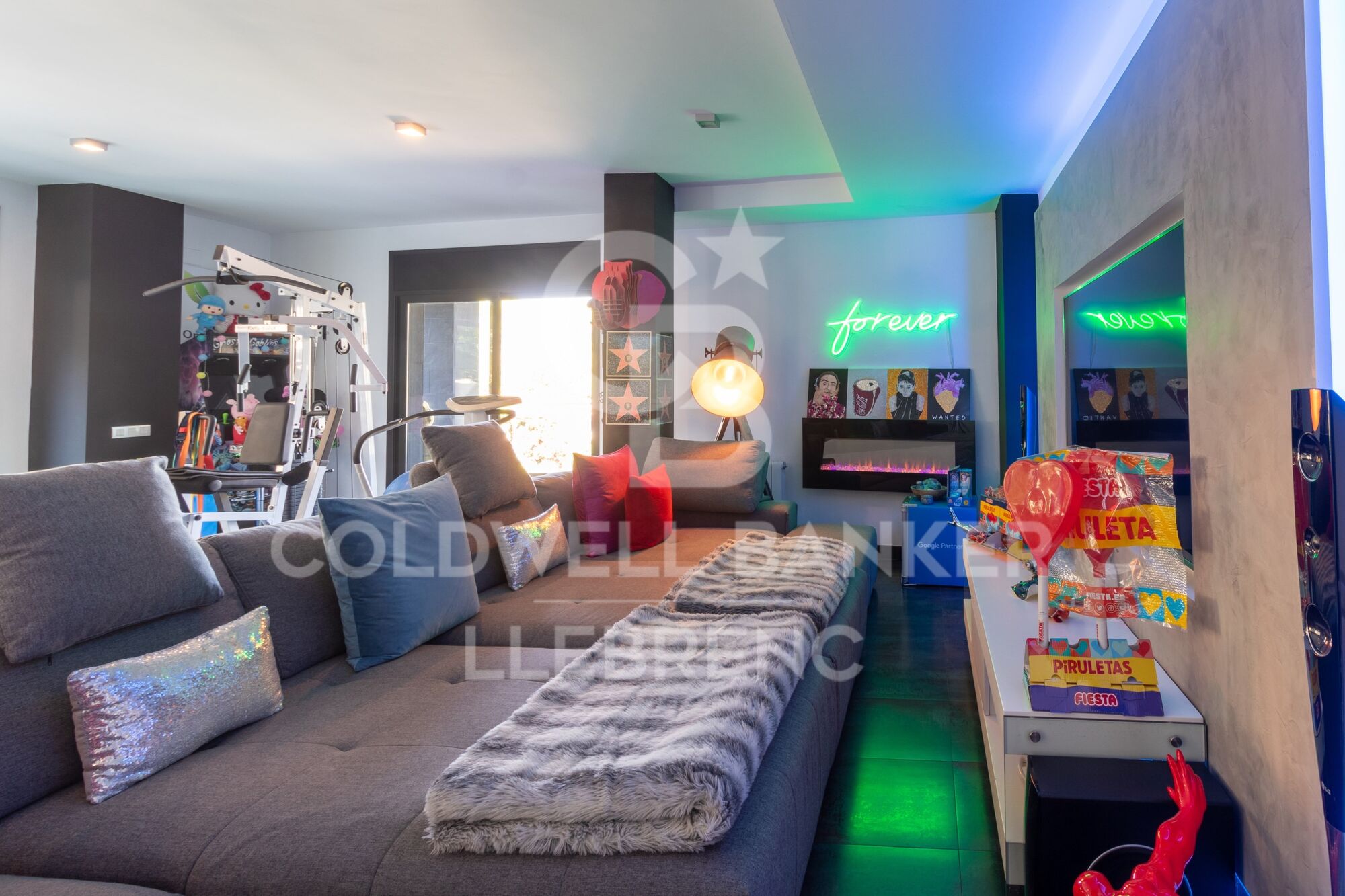 Spectacular Designer House for Sale