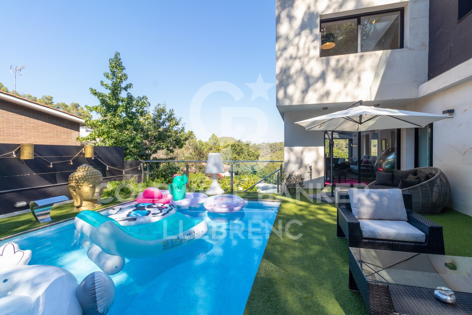 Espectacular casa de diseño en venta
