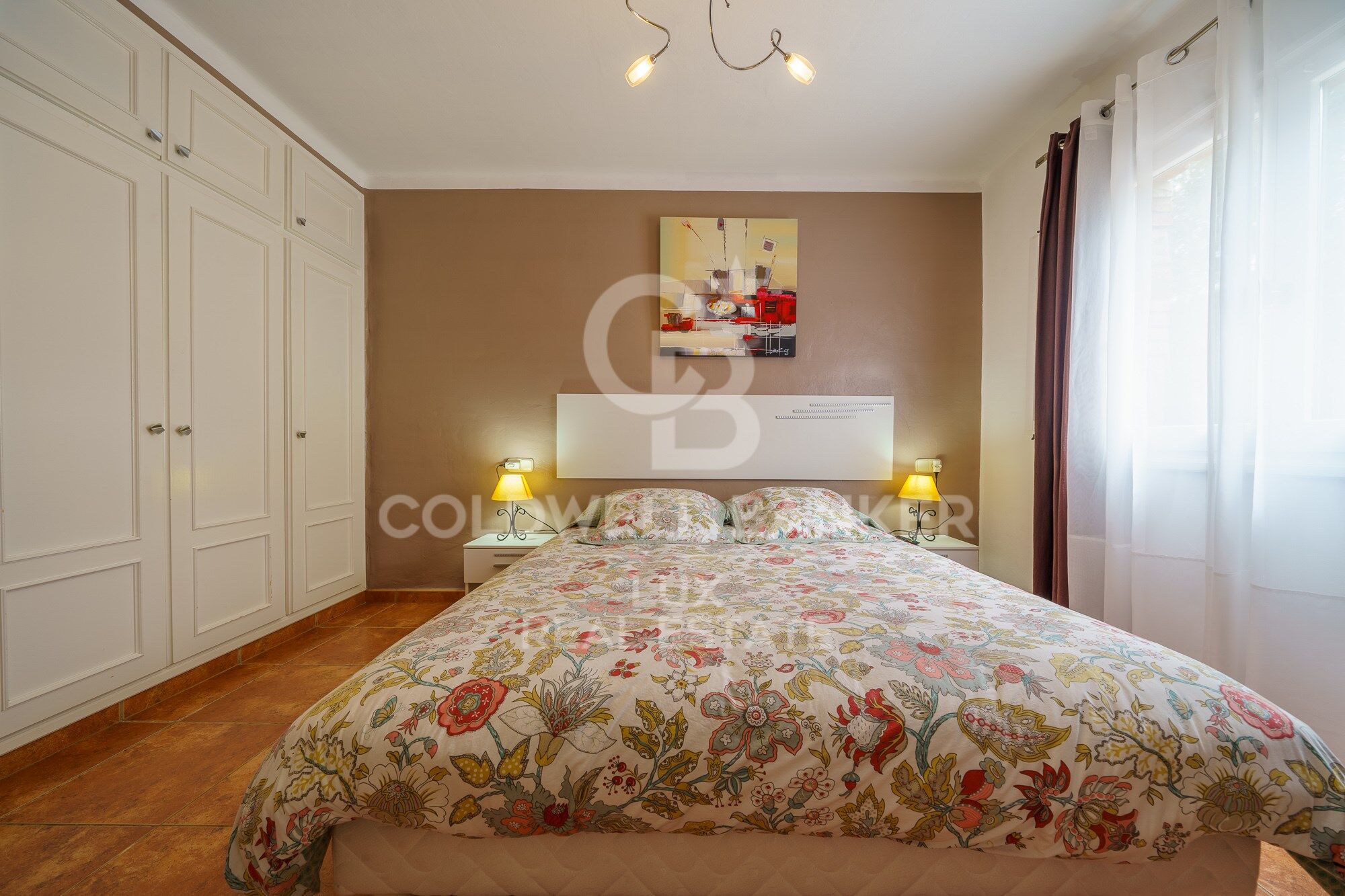 High standing villa with tourist licence in the Golf de Peralada